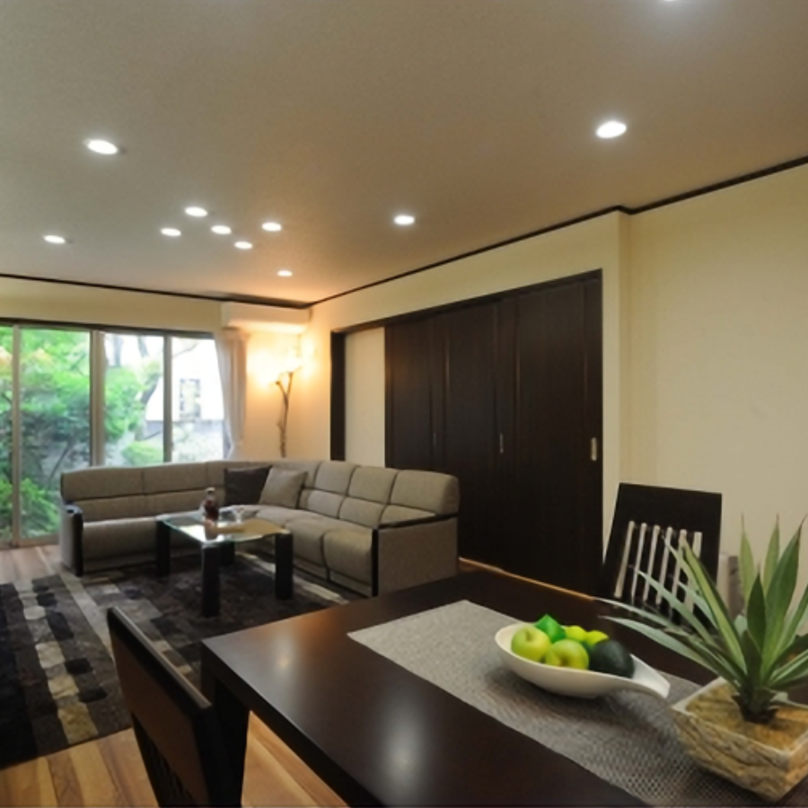 抜けない柱をデザインに組み込んだldk 奈良県 ビセンリフォーム